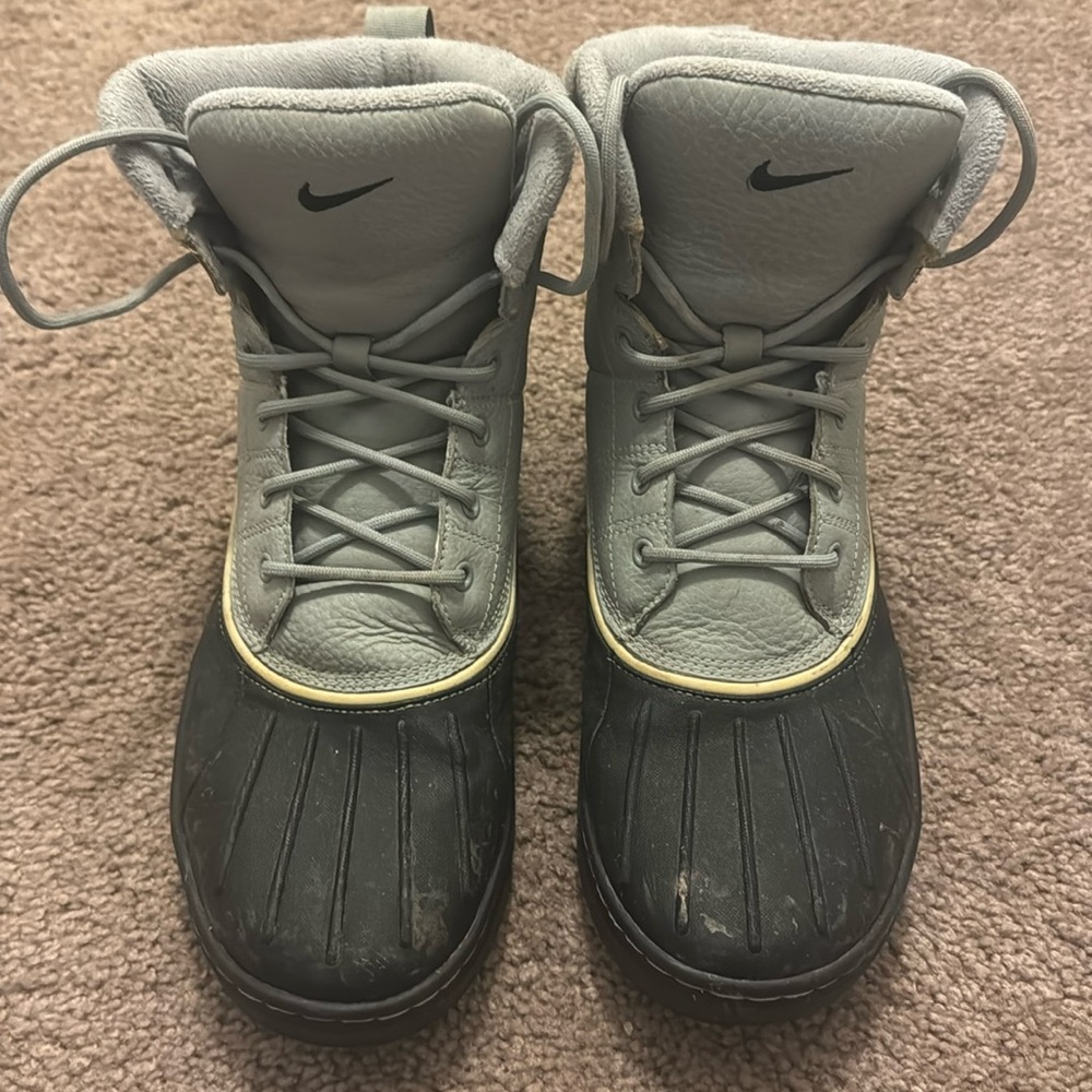 Nike Boots